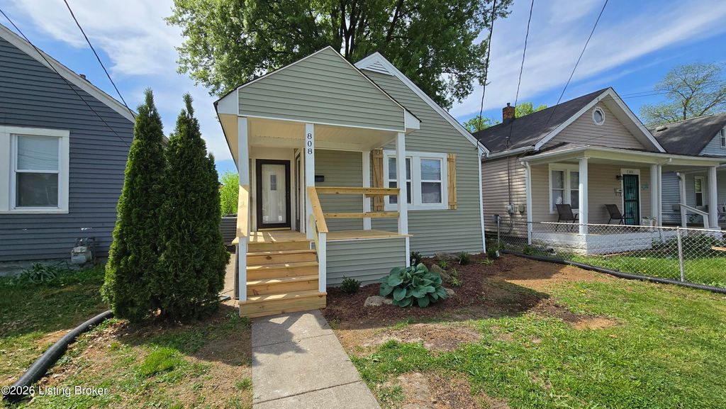 Photo of 808 W Whitney Ave, Louisville, KY 40215 (MLS # 1714849)