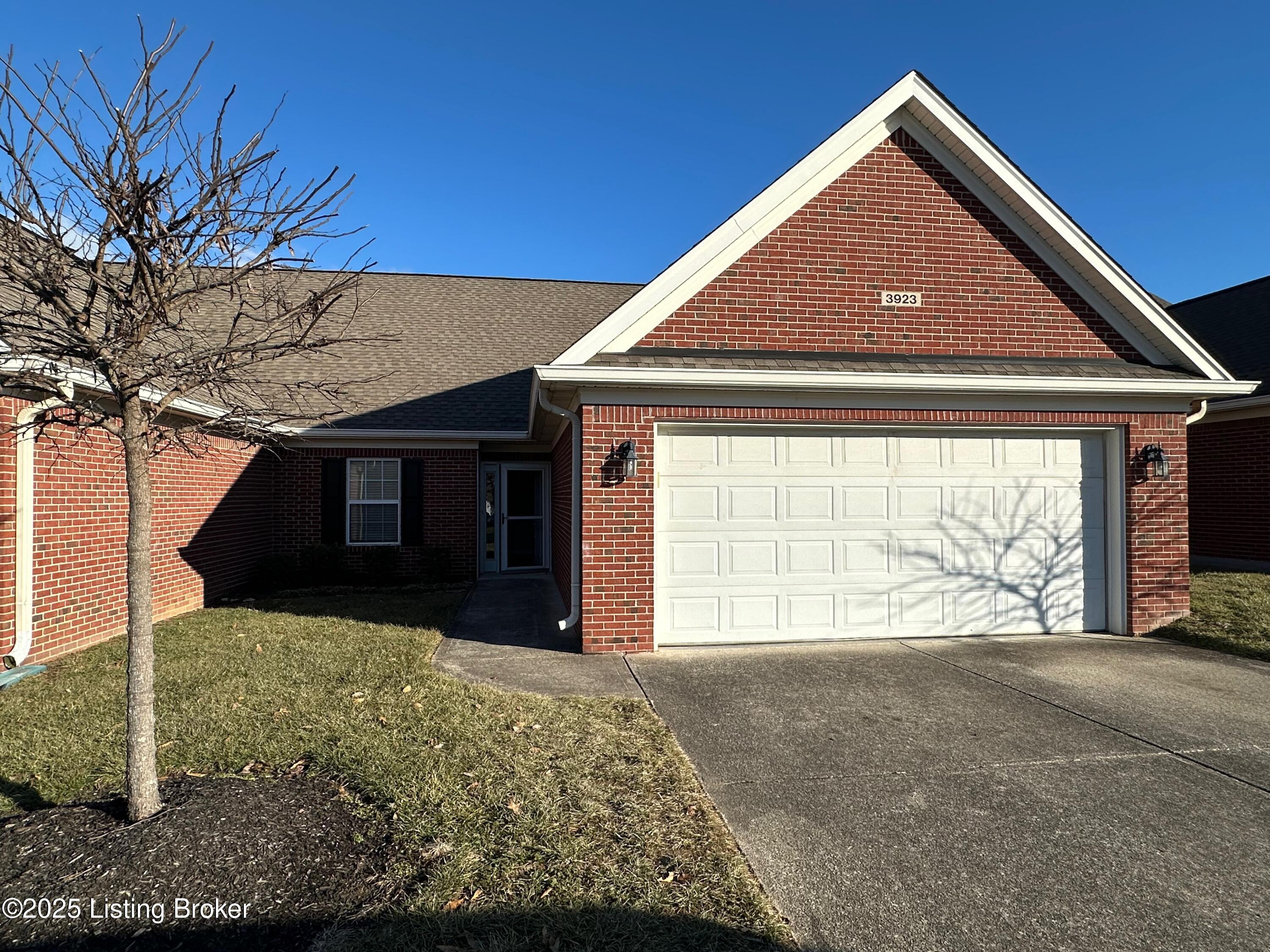 3923 Hillcross Dr, Louisville, Kentucky image 1