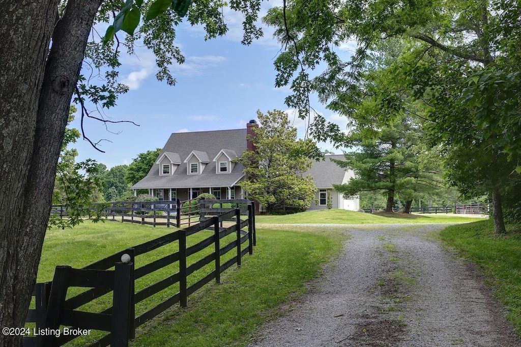 Photo of 8115 W Hwy 42, Goshen, KY 40026 (MLS # 1658458)