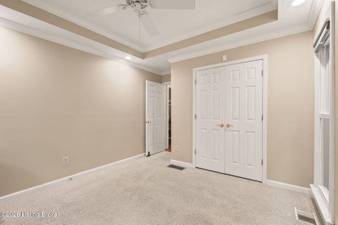 Tiny photo for 9109 Hi View Ln, Louisville, KY 40272 (MLS # 1728825)
