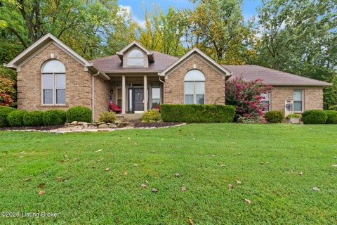 Tiny photo for 9109 Hi View Ln, Louisville, KY 40272 (MLS # 1728825)