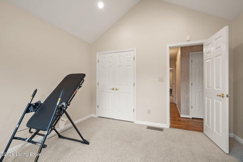 Tiny photo for 9109 Hi View Ln, Louisville, KY 40272 (MLS # 1728825)