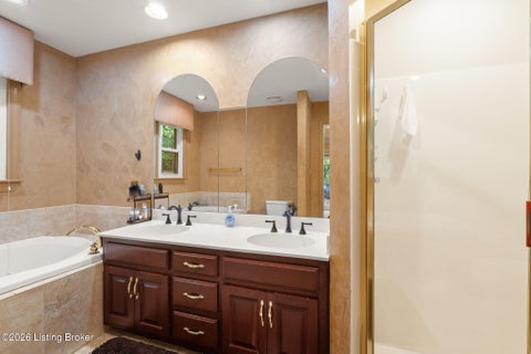 Tiny photo for 9109 Hi View Ln, Louisville, KY 40272 (MLS # 1728825)