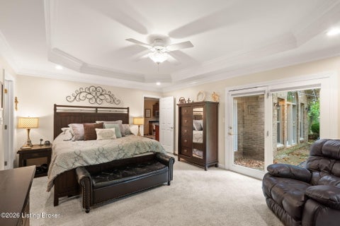 Tiny photo for 9109 Hi View Ln, Louisville, KY 40272 (MLS # 1728825)