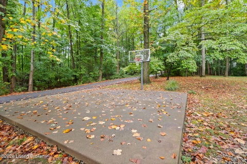 Tiny photo for 9109 Hi View Ln, Louisville, KY 40272 (MLS # 1728825)