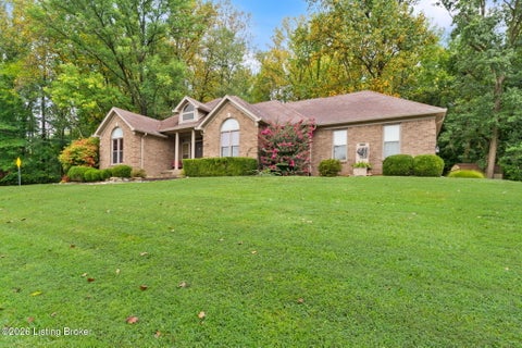 Tiny photo for 9109 Hi View Ln, Louisville, KY 40272 (MLS # 1728825)