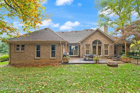 Tiny photo for 9109 Hi View Ln, Louisville, KY 40272 (MLS # 1728825)