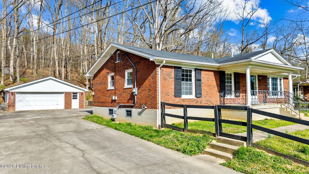 Photo of 8199 Arnoldtown Rd, Louisville, KY 40214 (MLS # 1716840)