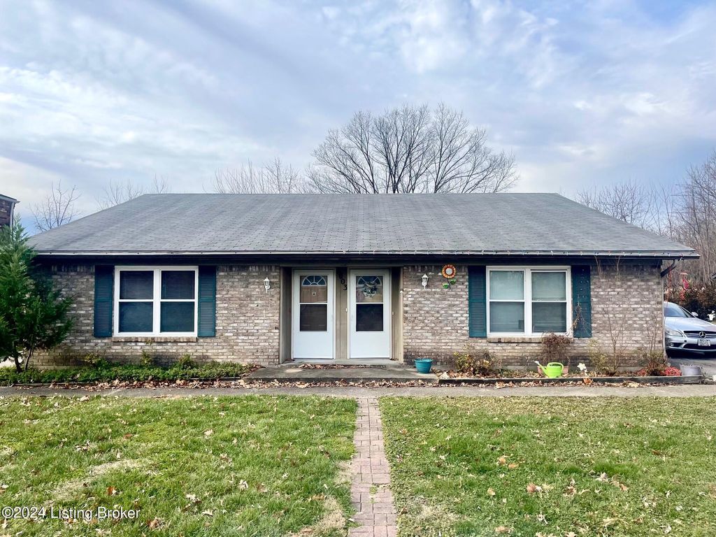 Photo of 3003 Jason Dr #B, New Albany, IN 47150 (MLS # 1704567)