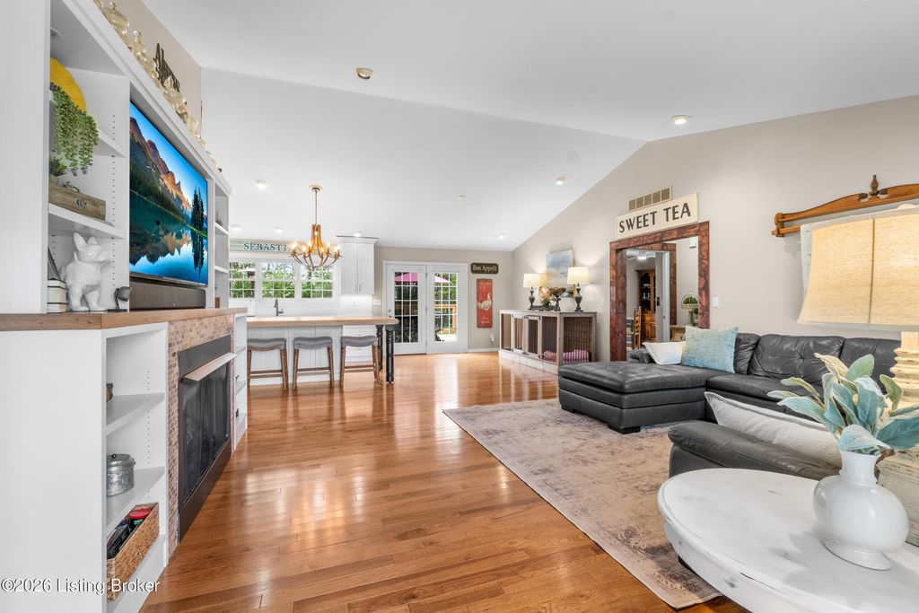 Photo of 3100 Colton Ct, Crestwood, KY 40014 (MLS # 1712972)