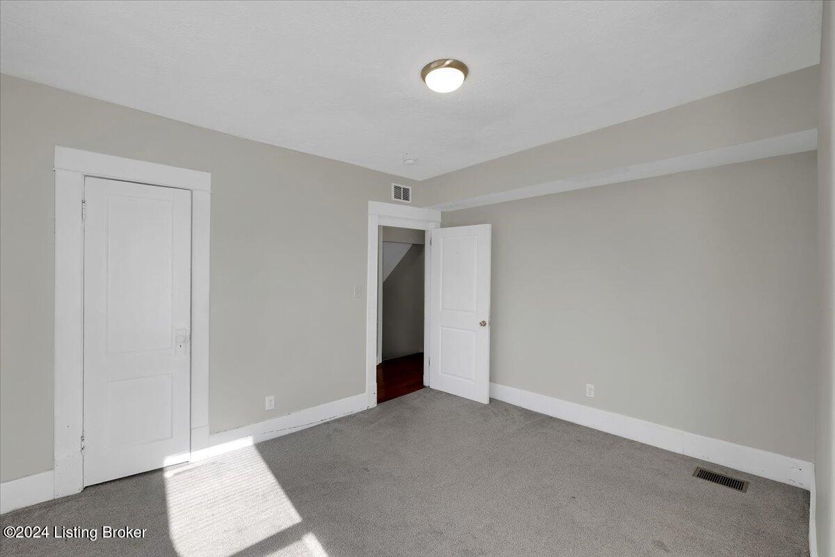 621 S 41st St, Louisville, Pennsylvania image 30