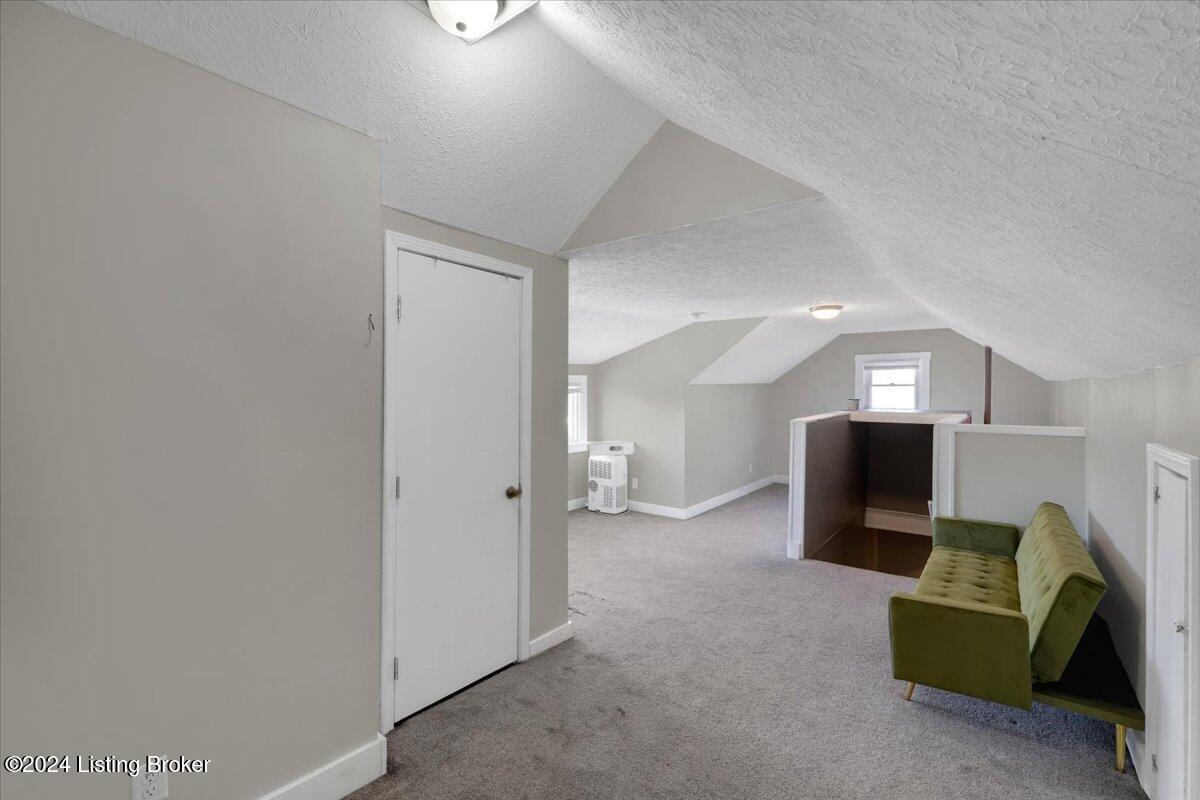 621 S 41st St, Louisville, Pennsylvania image 35