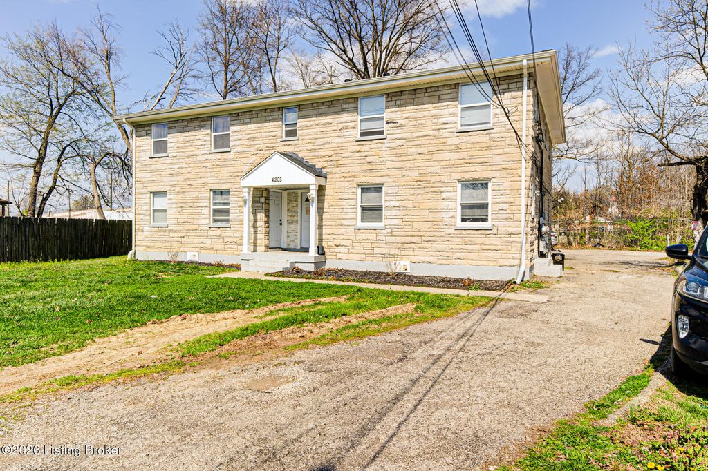 Photo of 4203 Norene Ln, Louisville, KY 40219 (MLS # 1713406)