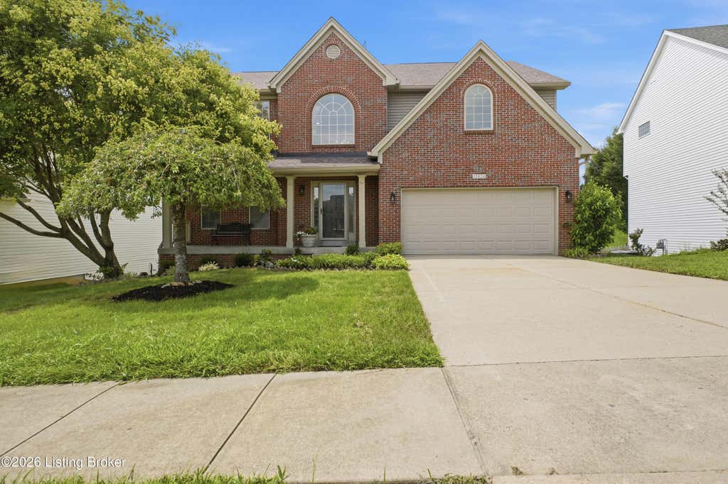 Photo of 15424 Beckley Hills Dr, Louisville, KY 40245 (MLS # 1724755)