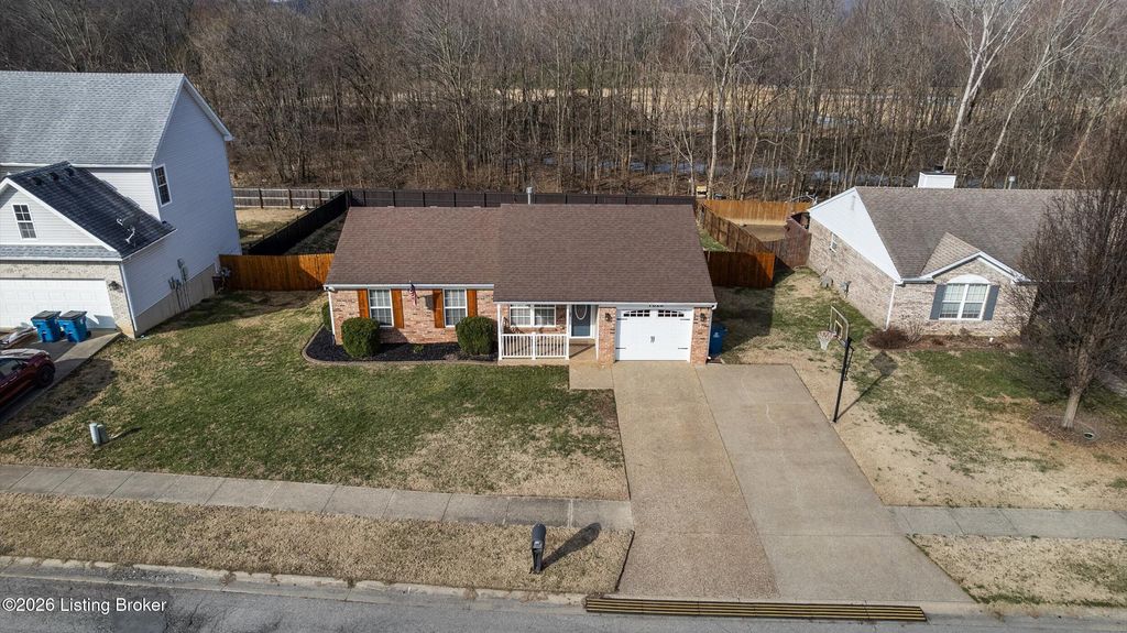 Photo of 7822 Westbrook Rd, Louisville, KY 40258 (MLS # 1709887)
