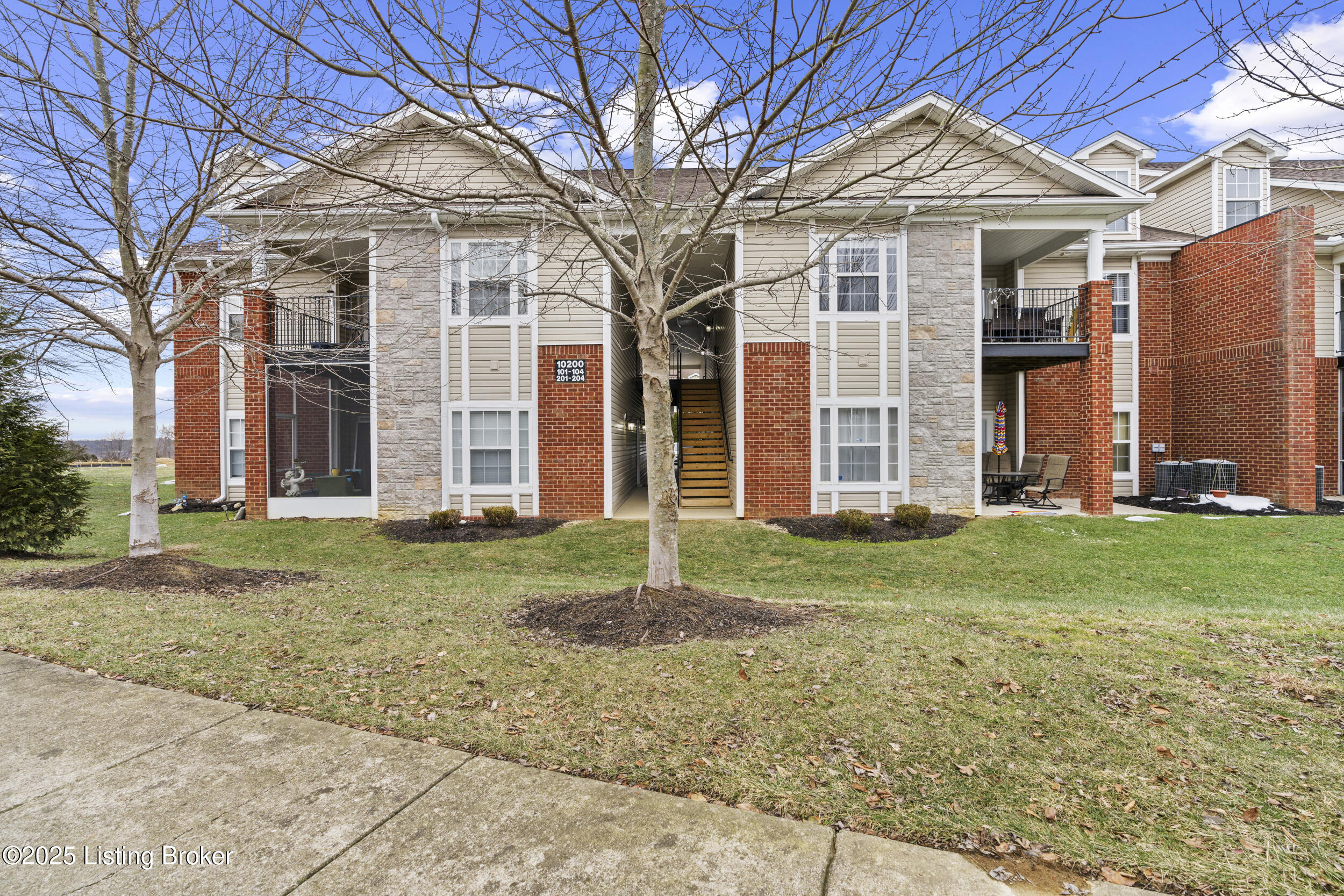 10200 Deer Vista Dr #201, Louisville, Kentucky image 1