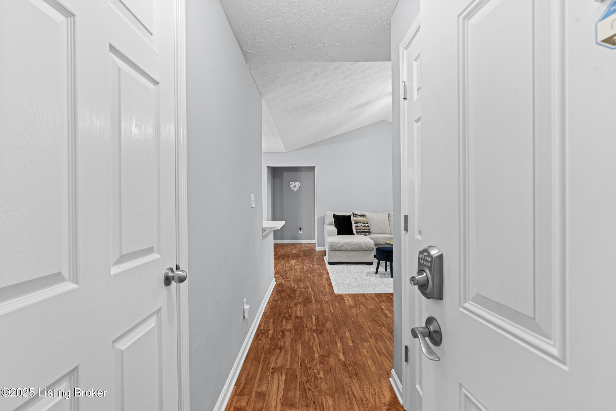 10200 Deer Vista Dr #201, Louisville, Kentucky image 3