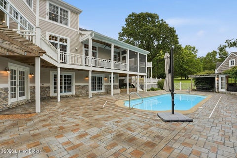 Tiny photo for 1500 Bluegrass Pkwy, La Grange, KY 40031 (MLS # 1729713)