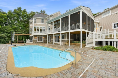 Tiny photo for 1500 Bluegrass Pkwy, La Grange, KY 40031 (MLS # 1729713)