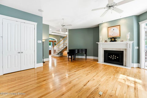 Tiny photo for 1500 Bluegrass Pkwy, La Grange, KY 40031 (MLS # 1729713)