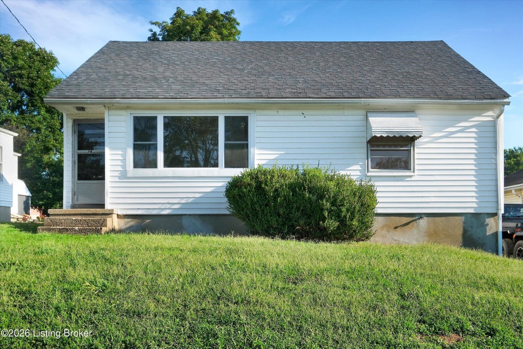 Photo of 24 W College St, New Castle, KY 40050 (MLS # 1729121)