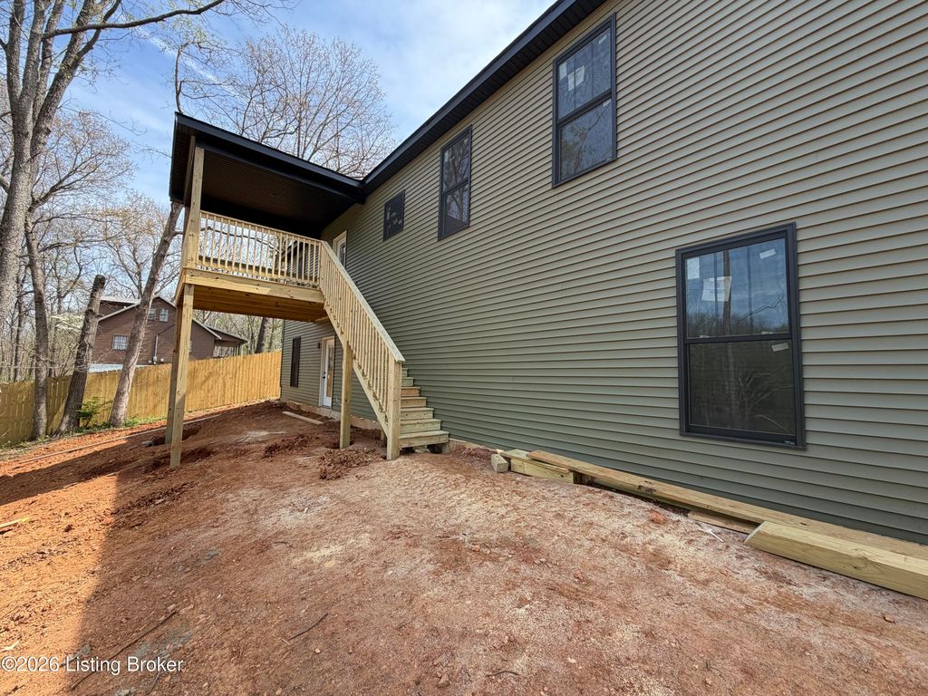 Photo of 244 Quail Run Rd, Brandenburg, KY 40108 (MLS # 1713740)