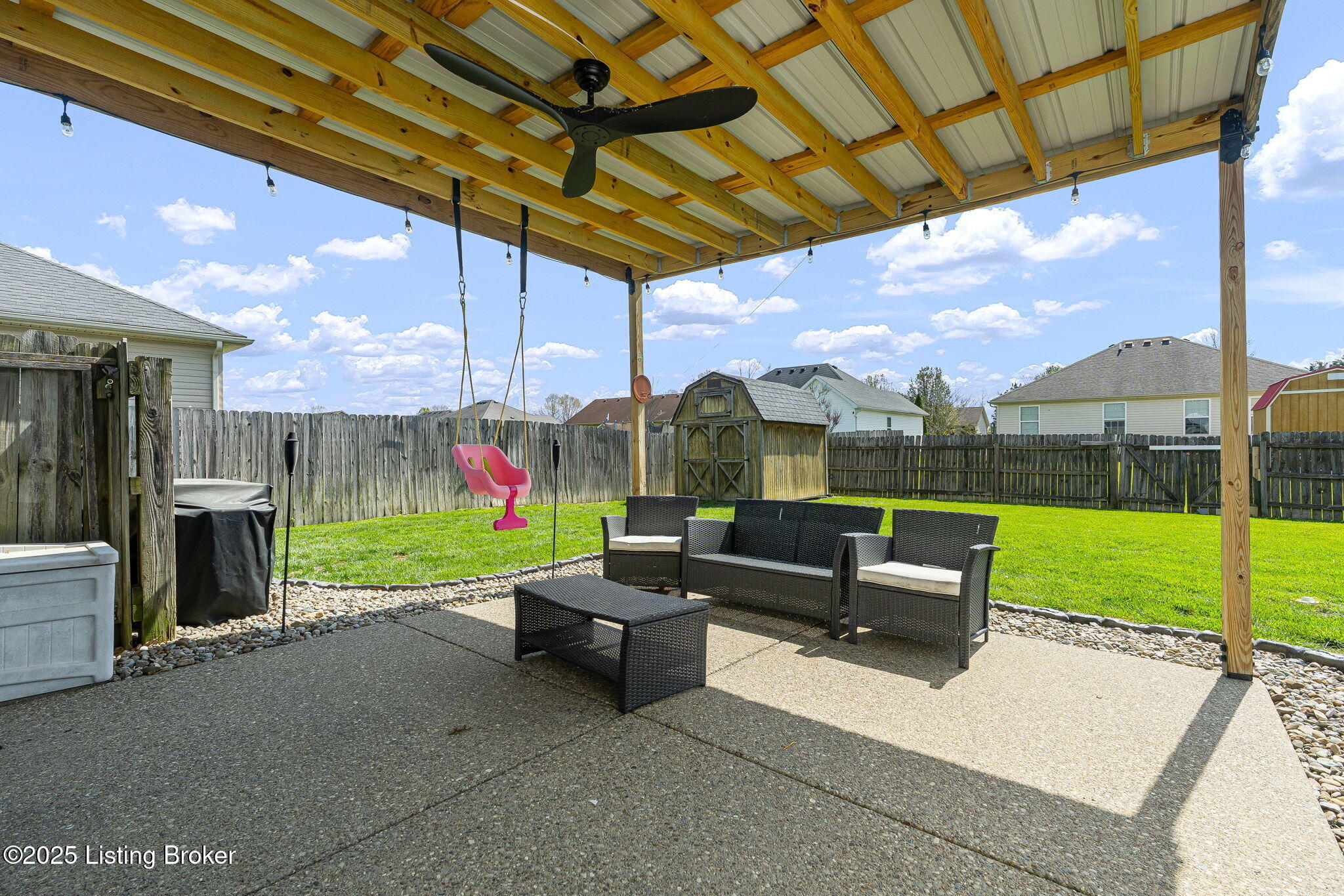 448 Hensley Rd, Shepherdsville, Kentucky image 32