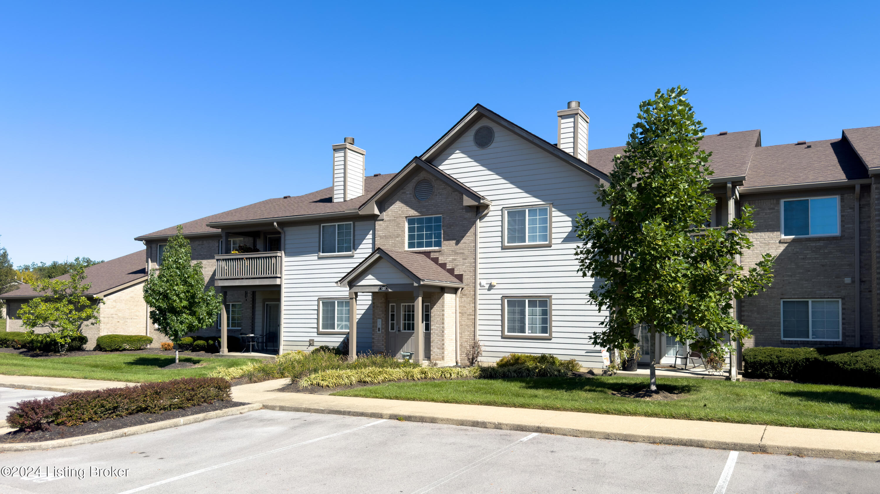 1301 Swan Pointe Blvd #102, Louisville, Kentucky image 1