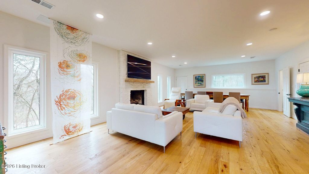 Photo of 2300 Long Run Rd, Louisville, KY 40245 (MLS # 1711227)