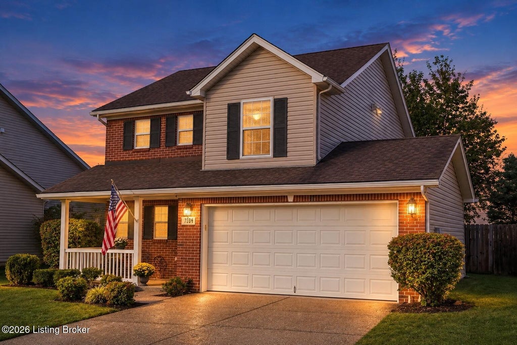 Photo of 7004 Hollow Oaks Dr, Louisville, KY 40291 (MLS # 1732188)
