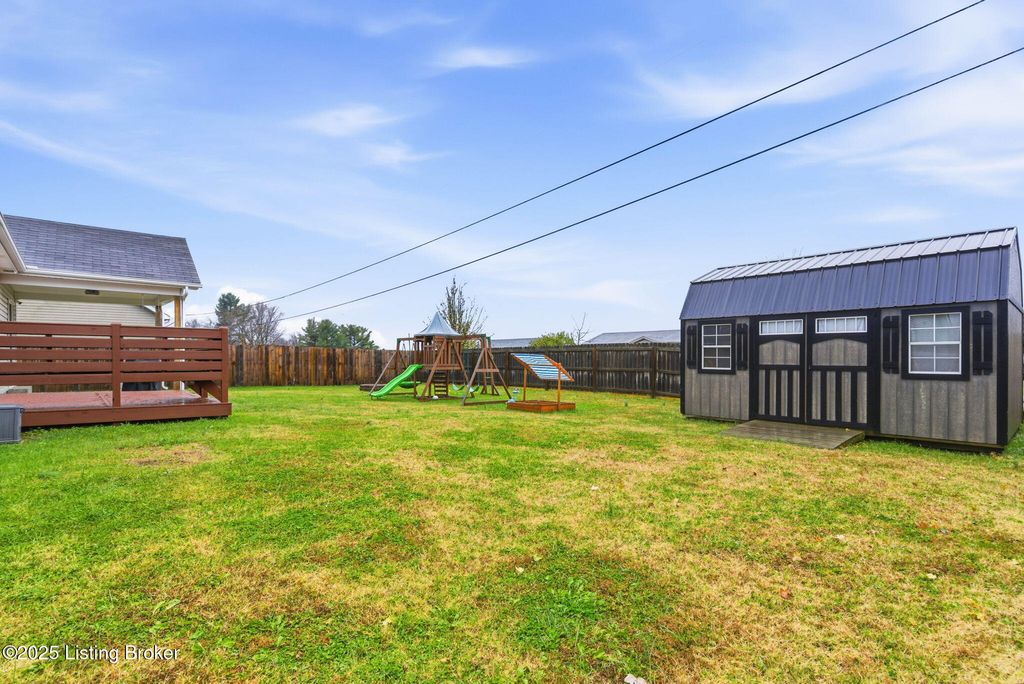 Photo of 480 Bald Eagles Cir, Mt Washington, KY 40047 (MLS # 1703804)