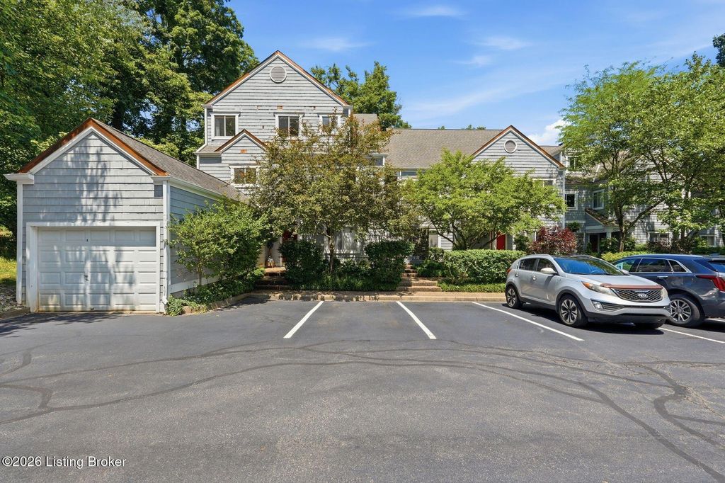 Photo of 750 Zorn Ave #56, Louisville, KY 40206 (MLS # 1718839)
