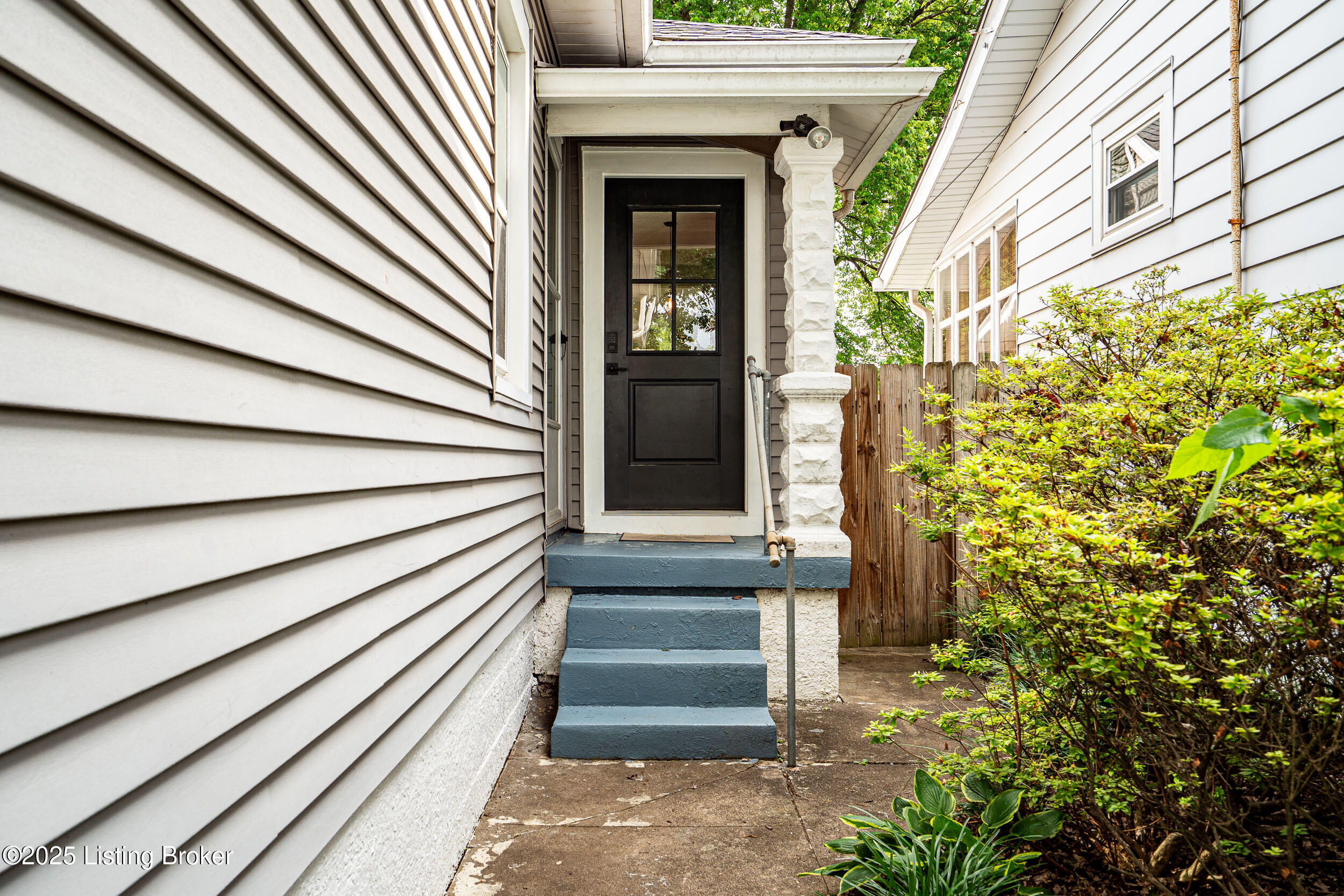 1033 Samuel St, Louisville, Kentucky image 3