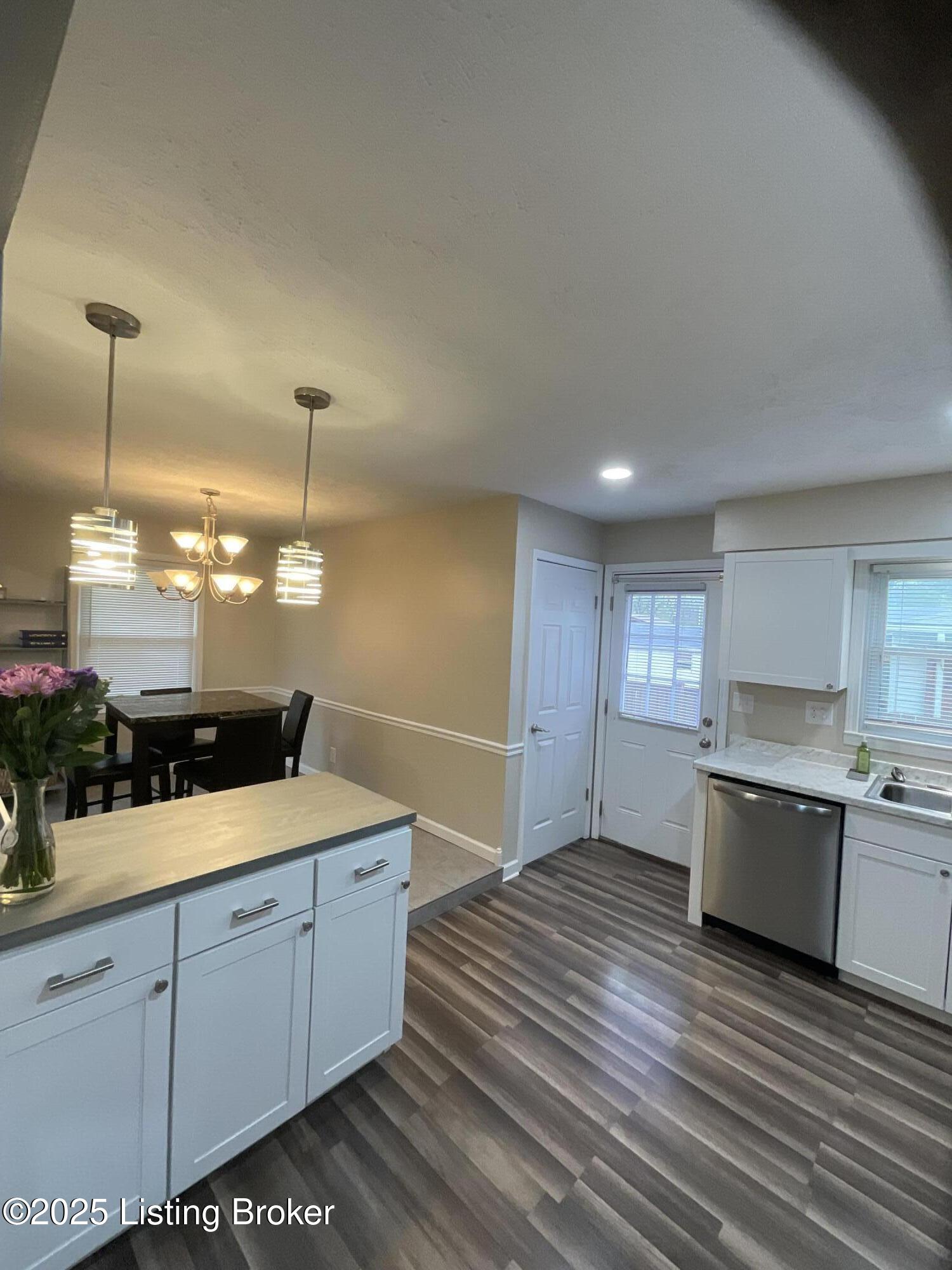 6400 By Way Ln, Louisville, Kentucky image 30