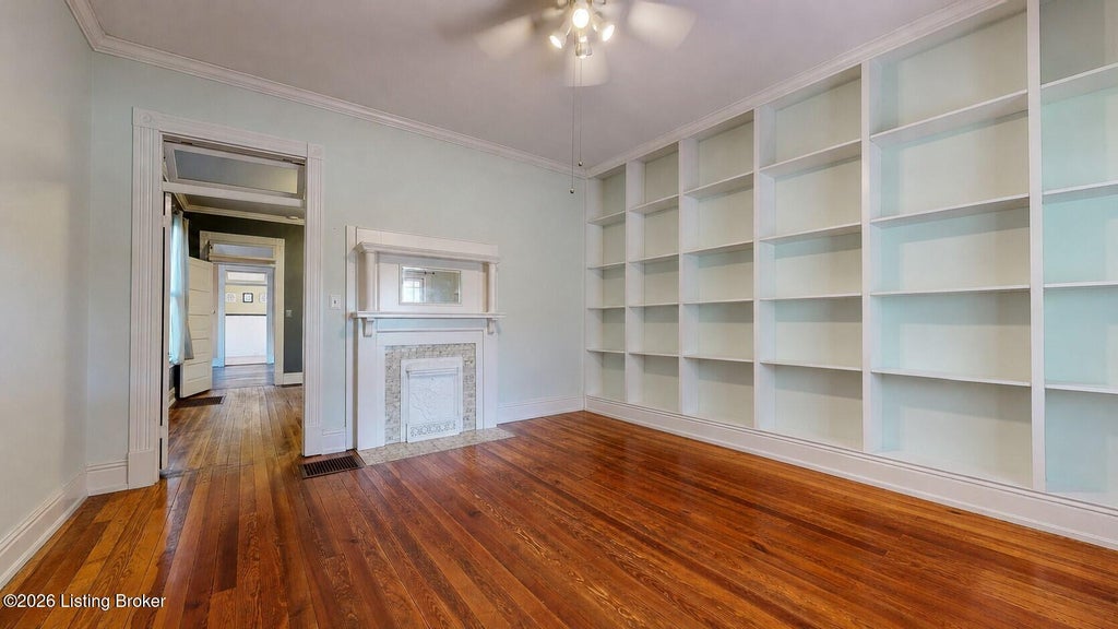 Photo of 1013 Ash St, Louisville, KY 40217 (MLS # 1728442)