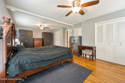 Tiny photo for 9206 Auburn Ave, Jeffersontown, KY 40299 (MLS # 1728955)