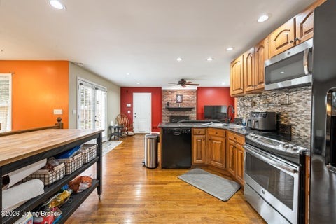Tiny photo for 9206 Auburn Ave, Jeffersontown, KY 40299 (MLS # 1728955)