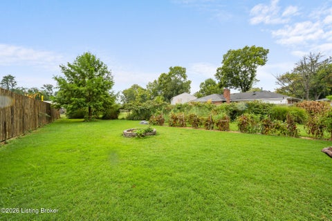 Tiny photo for 9206 Auburn Ave, Jeffersontown, KY 40299 (MLS # 1728955)