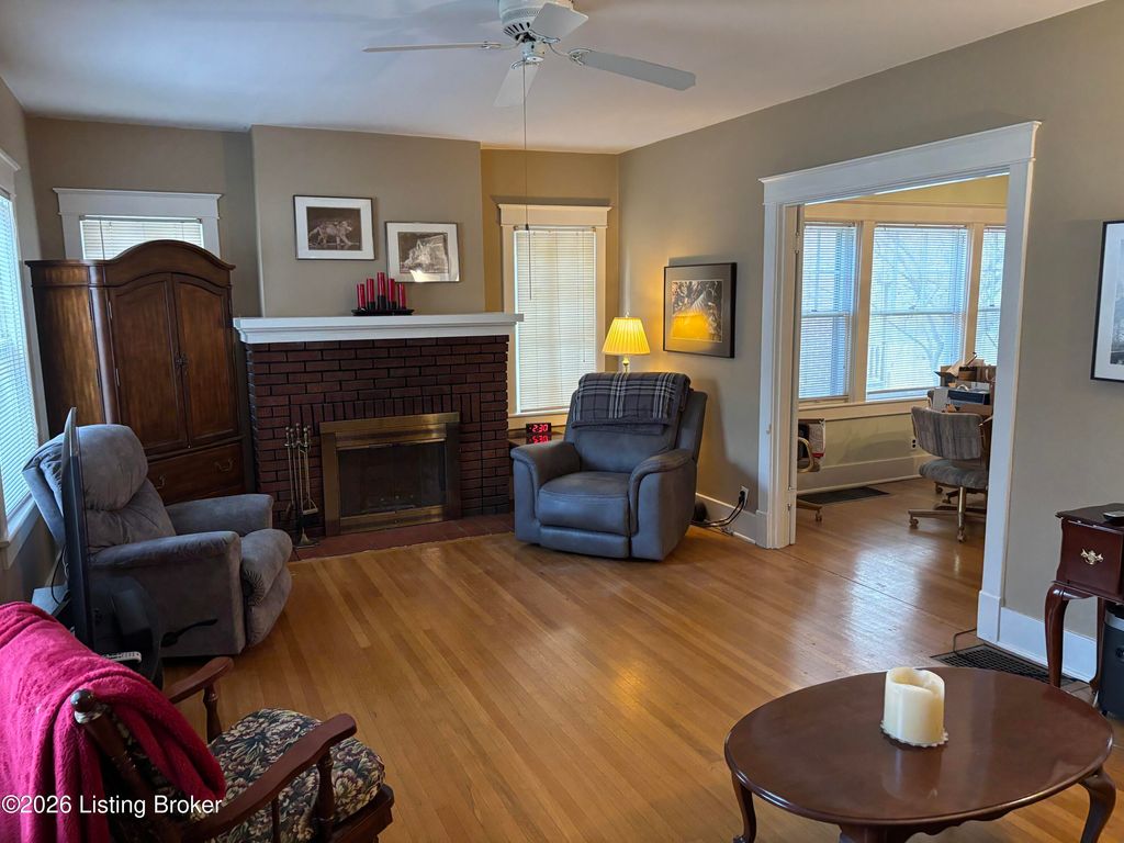 Photo of 2080 Sherwood Ave, Louisville, KY 40205 (MLS # 1713300)