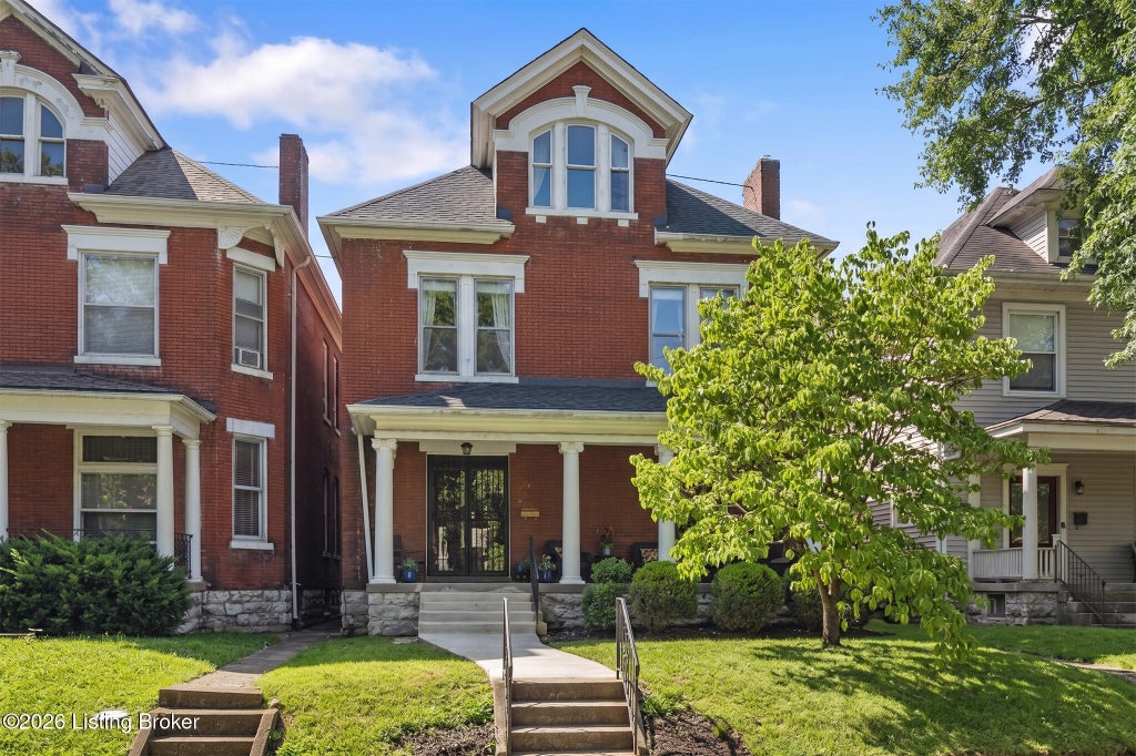 Photo of 2020 Bonnycastle Ave, Louisville, KY 40205 (MLS # 1721509)