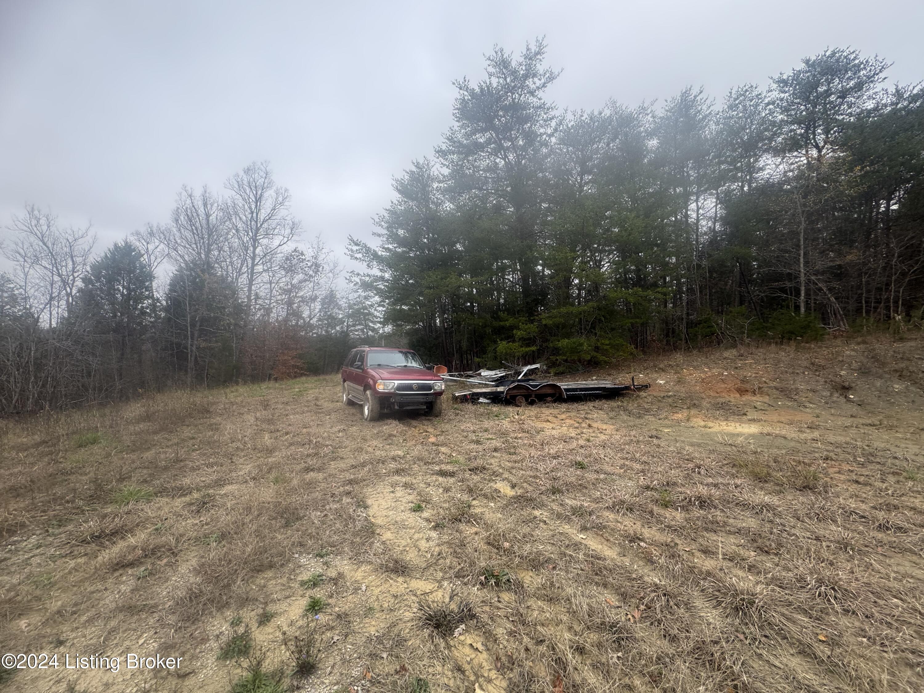 1945  1895 Broad Ford Rd, Munfordville, Kentucky image 2