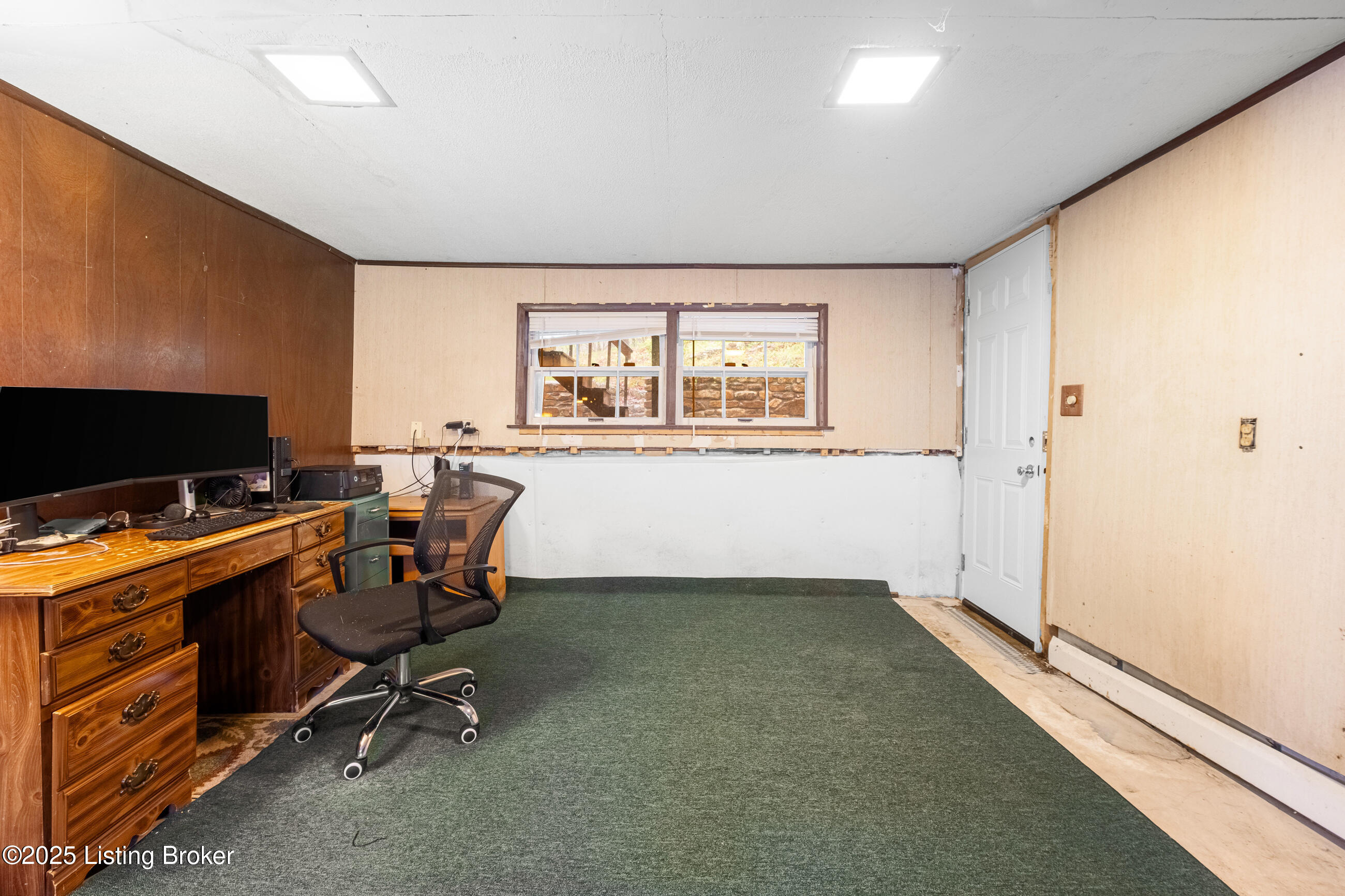 8221 St Anthony Church Rd, Louisville, Pennsylvania image 15