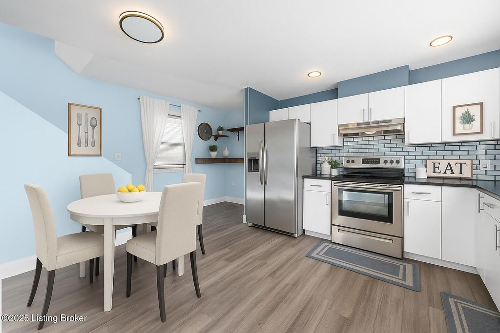 Photo of 2721 Chickasaw Ave, Louisville, KY 40206 (MLS # 1705197)