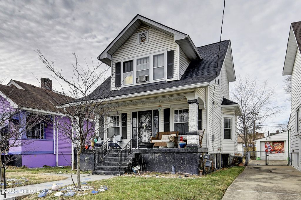 Photo of 816 Dearborn Ave, Louisville, KY 40211 (MLS # 1705689)
