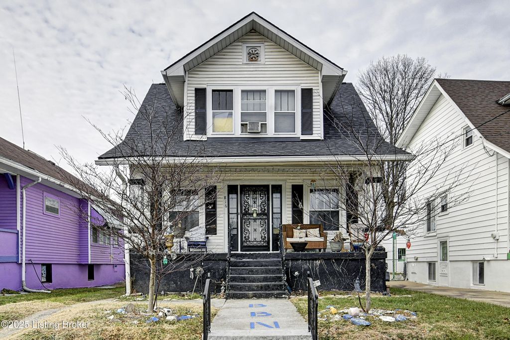 Photo of 816 Dearborn Ave, Louisville, KY 40211 (MLS # 1705689)