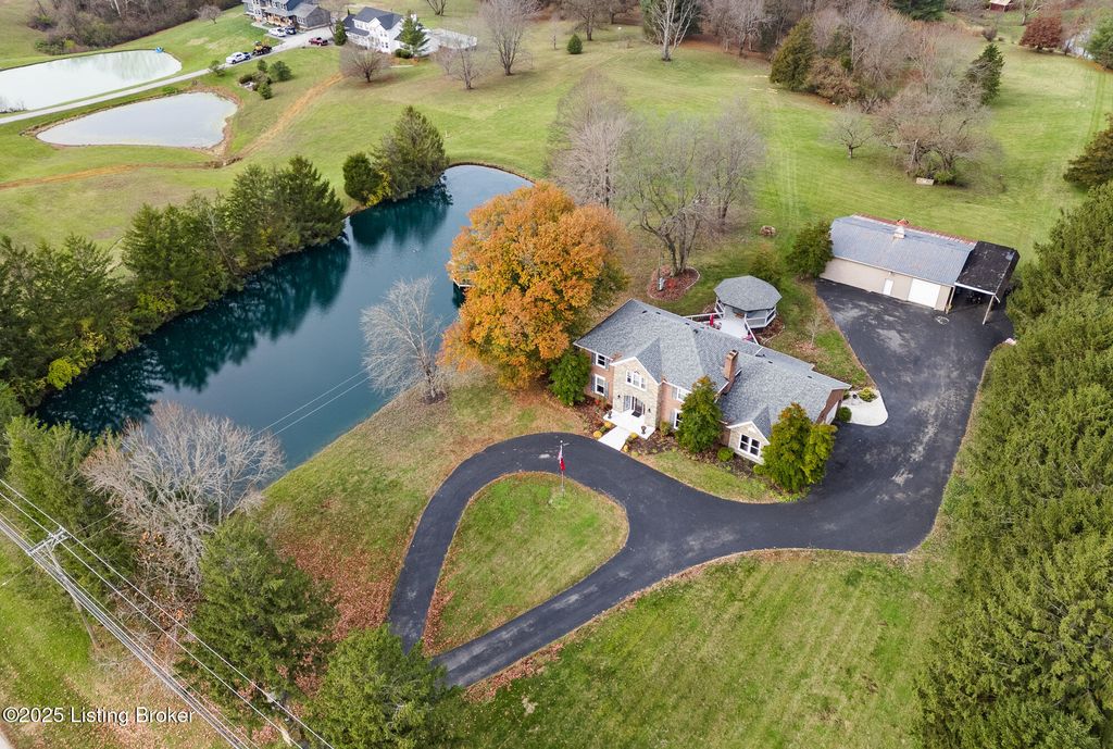Photo of 4405 W State Hwy 22, Crestwood, KY 40014 (MLS # 1717057)