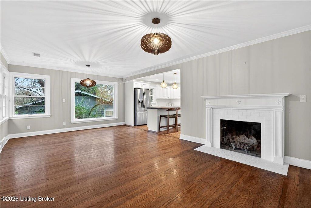 Photo of 419 Sprite Rd, Louisville, KY 40207 (MLS # 1711289)