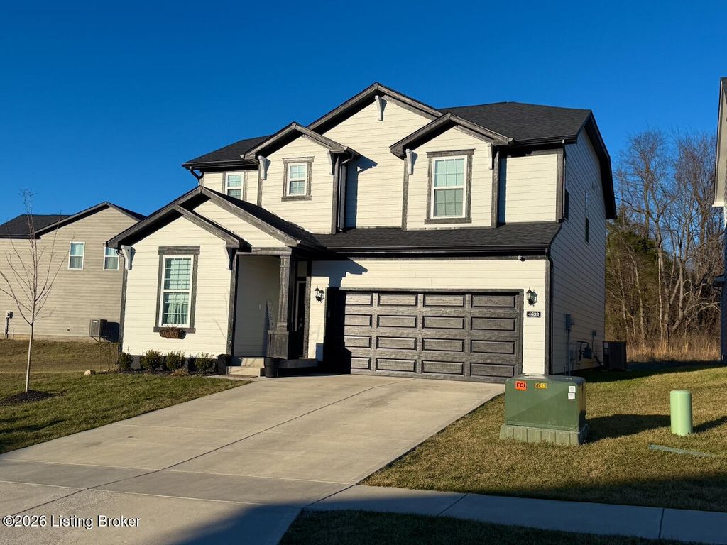 Photo of 4633 Golden Eagle Drive Dr, Louisville, KY 40245 (MLS # 1714835)