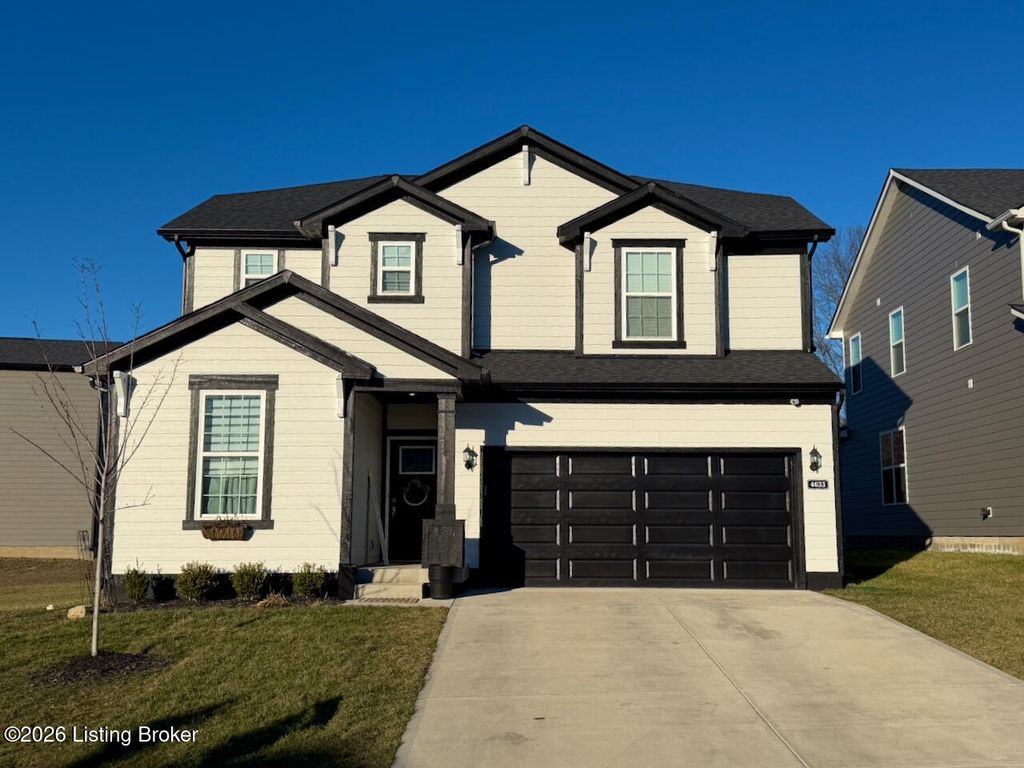 Photo of 4633 Golden Eagle Drive Dr, Louisville, KY 40245 (MLS # 1714835)