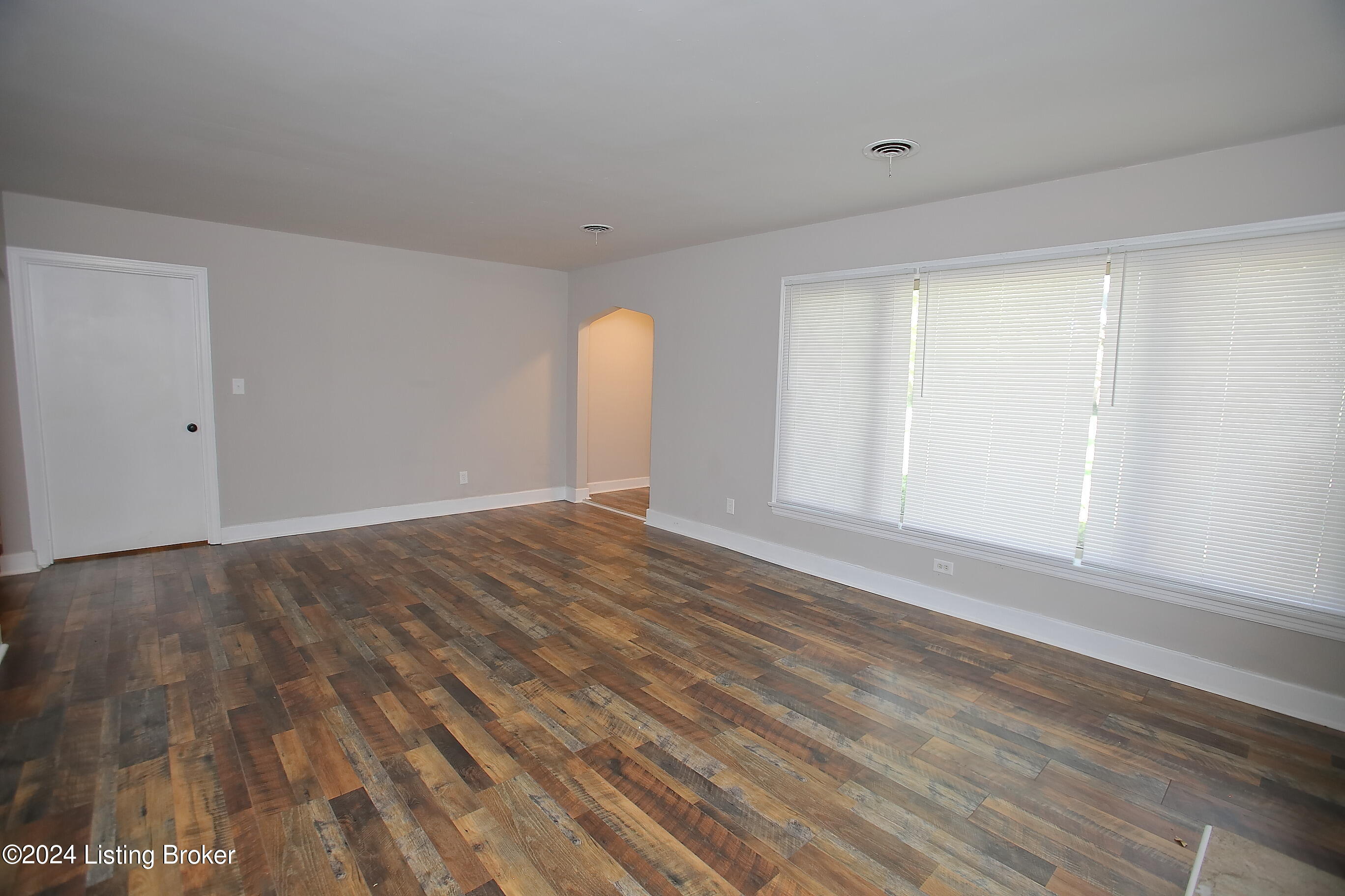 2254 Crums Ln, Louisville, Pennsylvania image 9